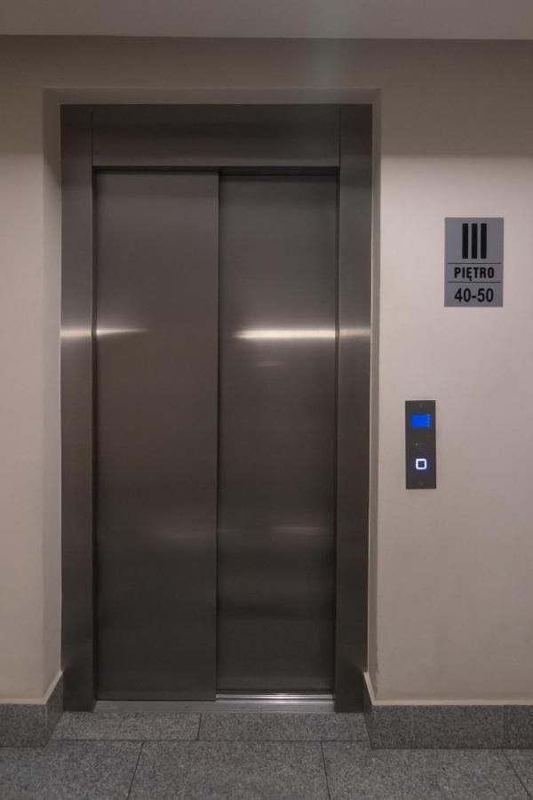 Mlynowa Centrum Apartamenty Luna ビャウィストク エクステリア 写真